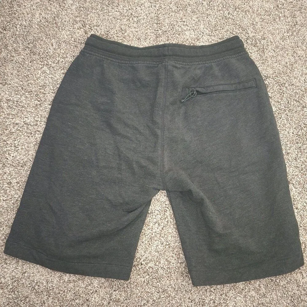 Bench Men's Logo Sweat Shorts Draw String Gray NWT - Picture 2 of 5
